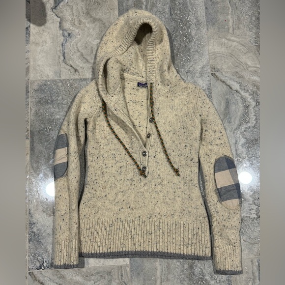 Patagonia Other - Patagonia Cream and Gray Kids Sweater